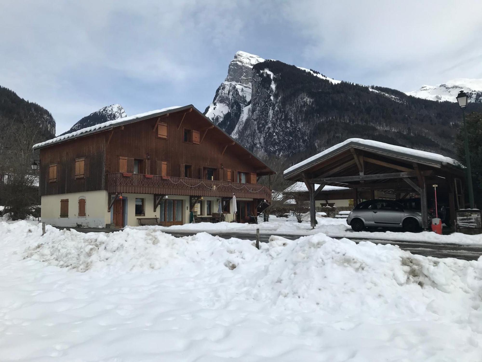 Particulier Loue 2 Appartements Communicants Dans Chalet A Samoens Jusqu A 16 Couchages Buitenkant foto